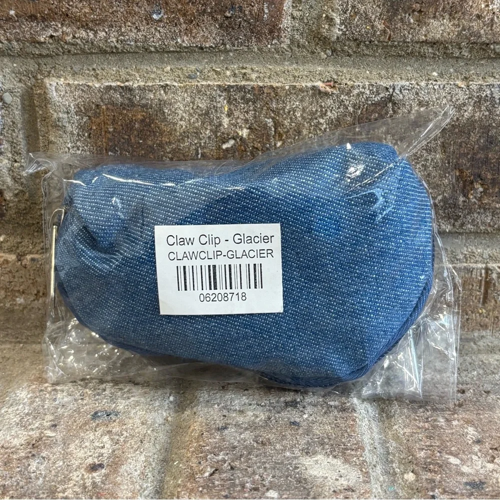 New Parke Claw Clip In Glacier - Picture 4 of 4